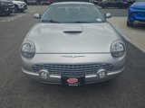 Used 2004 Ford Thunderbird image 2
