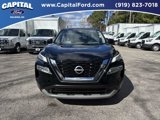 Used 2023 Nissan Rogue SV image 3