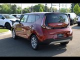Used 2023 Kia Soul LX image 4