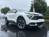 Used 2023 Kia Sportage LX image 3