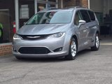 Used 2020 Chrysler Pacifica Limited image 3