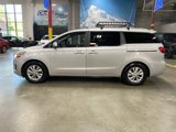 Used 2016 Kia Sedona LX w/ LX Convenience Package image 2