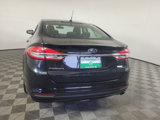 Used 2017 Ford Fusion SE w/ Fusion SE Technology Package image 6