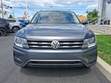 Used 2020 Volkswagen Tiguan SE w/ Panoramic Sunroof Package image 2