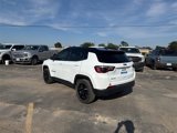 Used 2024 Jeep Compass Latitude w/ Altitude Special Edition image 3