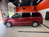 Used 2013 Chrysler Town & Country Touring-L w/ Premium Group image 4
