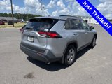 Used 2022 Toyota RAV4 XLE image 3