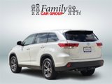 Used 2019 Toyota Highlander LE image 3