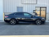 Used 2018 Toyota Camry SE image 2