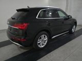 Used 2023 Audi Q5 2.0T Premium w/ Convenience Package image 4