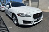 Used 2017 Jaguar XF Premium image 2