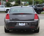 Used 2017 Chrysler 300 C image 4