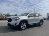 Used 2021 GMC Terrain SLE w/ Driver Convenience Package image 3