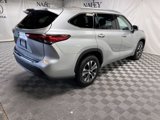 Used 2020 Toyota Highlander XLE image 5