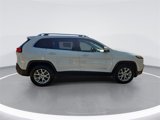 Used 2015 Jeep Cherokee Latitude w/ Cold Weather Group image 2