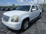 Used 2009 GMC Yukon XL Denali image 1