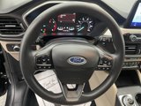 Used 2020 Ford Escape SE image 2