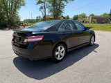 Used 2011 Toyota Camry SE image 6