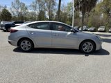 Used 2020 Hyundai Elantra SEL image 2