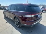 Used 2020 Lincoln Aviator Reserve w/ Equipment Group 202A image 6
