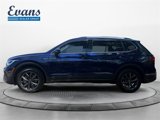 Certified 2023 Volkswagen Tiguan SE image 2