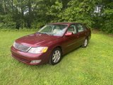 Used 2000 Toyota Avalon XLS image 2