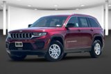 New 2025 Jeep Grand Cherokee Laredo image 2