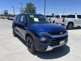 Used 2023 Chevrolet TrailBlazer LT w/ Sun and Liftgate Package image 2