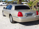 Used 2006 Lincoln Town Car Designer Series image 6