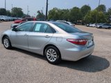 Used 2015 Toyota Camry LE image 3