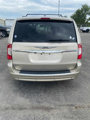 Used 2012 Chrysler Town & Country Touring-L w/ Driver Convenience Group image 2