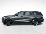 Used 2020 Lincoln Aviator Reserve w/ Equipment Group 202A image 2