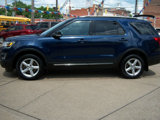 Used 2017 Ford Explorer XLT image 2