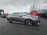 Used 2018 Toyota Camry SE image 2
