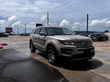 Used 2017 Ford Explorer Platinum image 3