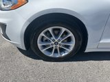 Used 2020 Ford Fusion SE image 3