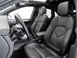 Used 2016 Porsche Macan Turbo image 5