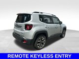 Used 2017 Jeep Renegade Latitude w/ Cold Weather Group image 5