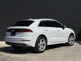 Used 2023 Audi Q8 Premium image 5