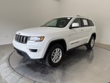 Used 2020 Jeep Grand Cherokee Laredo image 3