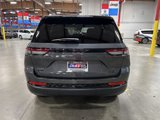 New 2025 Jeep Grand Cherokee Altitude image 4