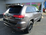 Used 2018 Jeep Grand Cherokee Altitude image 4