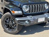 New 2025 Jeep Gladiator Sport image 3