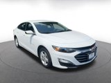 Used 2024 Chevrolet Malibu LT image 3