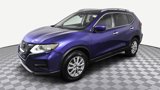 Used 2018 Nissan Rogue SV image 4