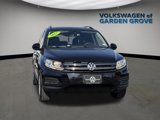 Used 2017 Volkswagen Tiguan S image 2