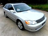 Used 2004 Toyota Avalon XLS image 2