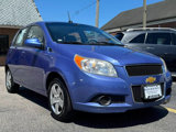 Used 2009 Chevrolet Aveo5 LT w/ Power and Convenience Package image 4