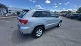 Used 2011 Jeep Grand Cherokee Laredo image 3