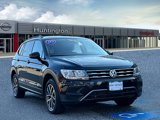 Used 2021 Volkswagen Tiguan S image 2